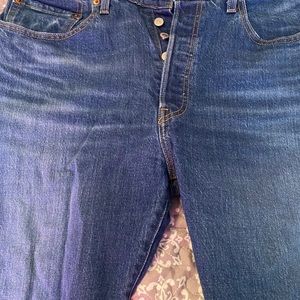 Levi 501 excellent condition jeans - button fly
